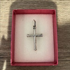 David Yurman  CABLE CROSS PENDANT